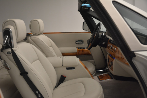 Used 2013 Rolls-Royce Phantom Drophead Coupe for sale Sold at Alfa Romeo of Greenwich in Greenwich CT 06830 27