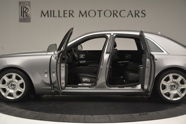 Used 2012 Rolls-Royce Ghost for sale Sold at Alfa Romeo of Greenwich in Greenwich CT 06830 3