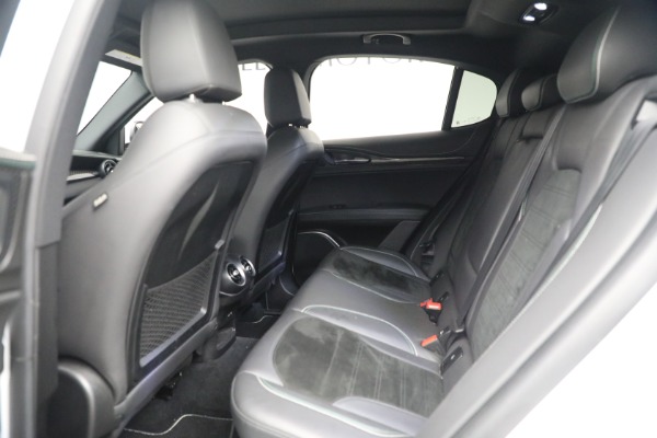 Used 2018 Alfa Romeo Stelvio Quadrifoglio Quadrifoglio for sale Sold at Alfa Romeo of Greenwich in Greenwich CT 06830 17