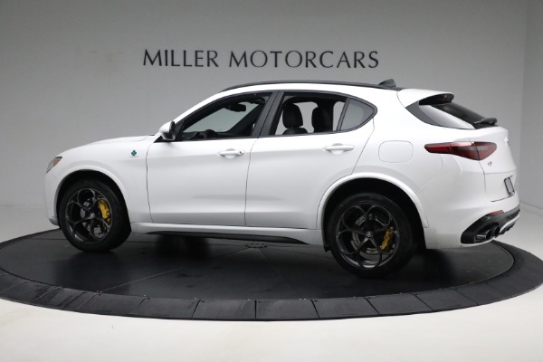 Used 2018 Alfa Romeo Stelvio Quadrifoglio Quadrifoglio for sale Sold at Alfa Romeo of Greenwich in Greenwich CT 06830 5