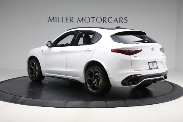 Used 2018 Alfa Romeo Stelvio Quadrifoglio Quadrifoglio for sale Sold at Alfa Romeo of Greenwich in Greenwich CT 06830 6