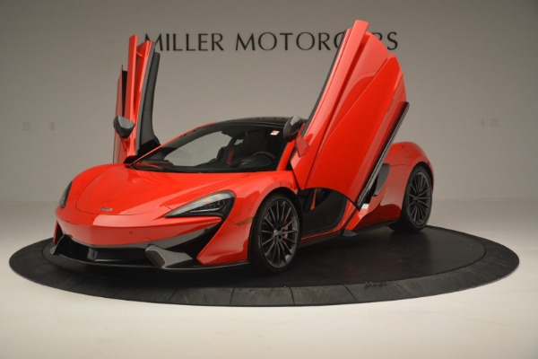 Used 2018 McLaren 570GT for sale Sold at Alfa Romeo of Greenwich in Greenwich CT 06830 14