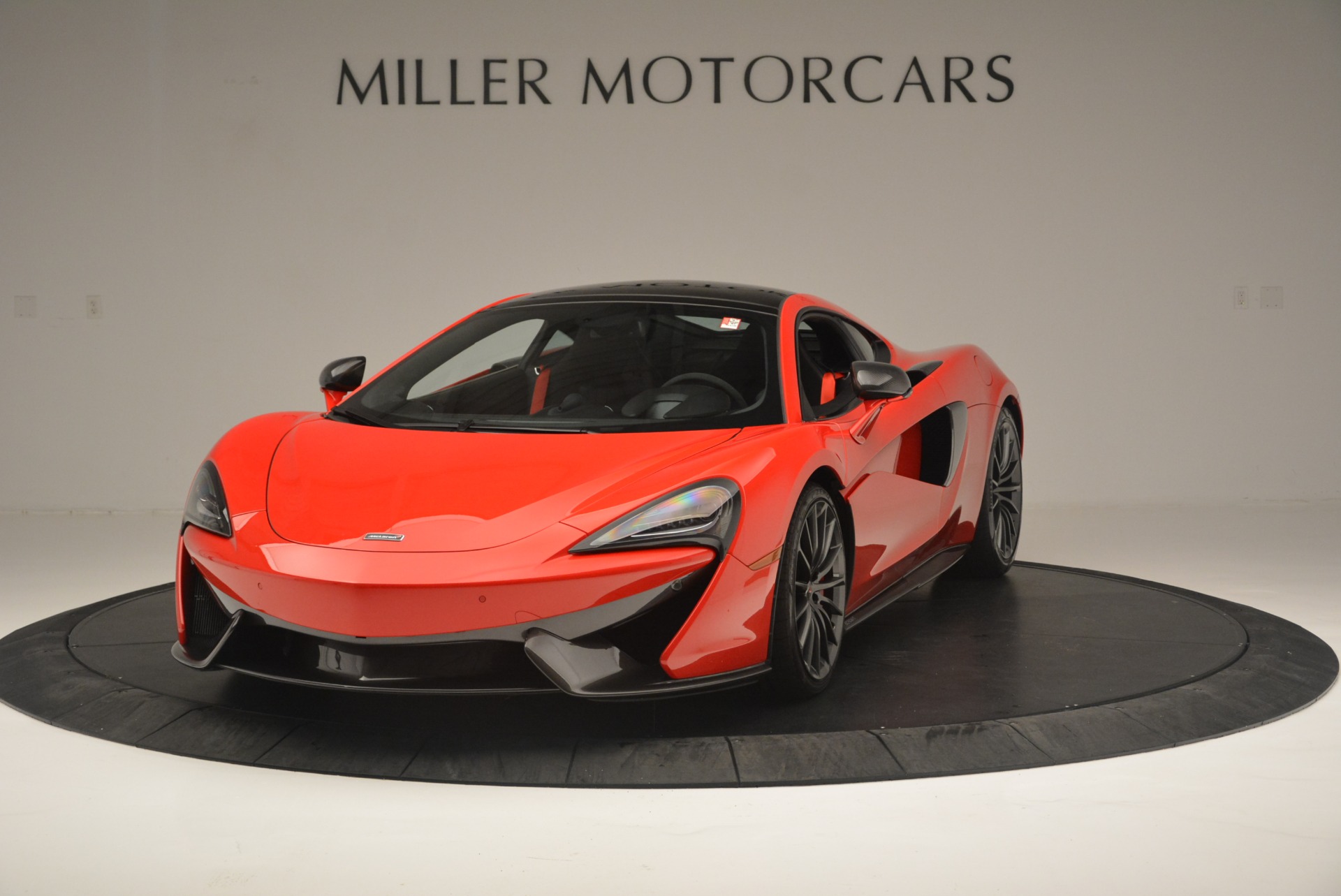 Used 2018 McLaren 570GT for sale Sold at Alfa Romeo of Greenwich in Greenwich CT 06830 1