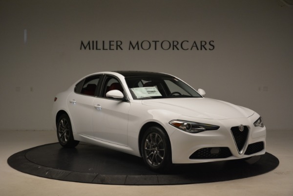 New 2018 Alfa Romeo Giulia Q4 for sale Sold at Alfa Romeo of Greenwich in Greenwich CT 06830 11