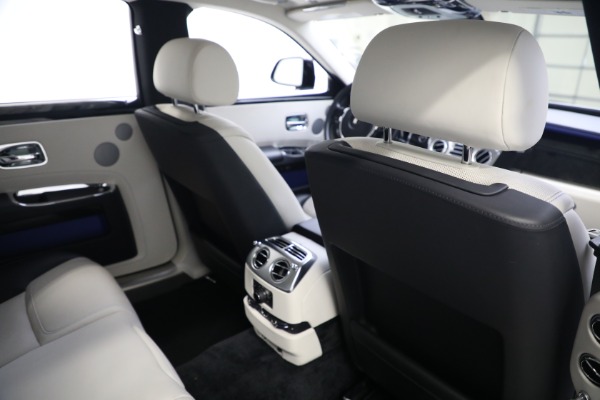 Used 2019 Rolls-Royce Ghost for sale Sold at Alfa Romeo of Greenwich in Greenwich CT 06830 25