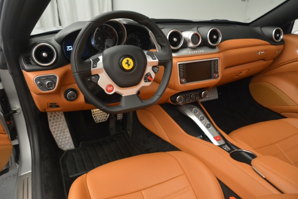 Used 2015 Ferrari California T for sale Sold at Alfa Romeo of Greenwich in Greenwich CT 06830 25