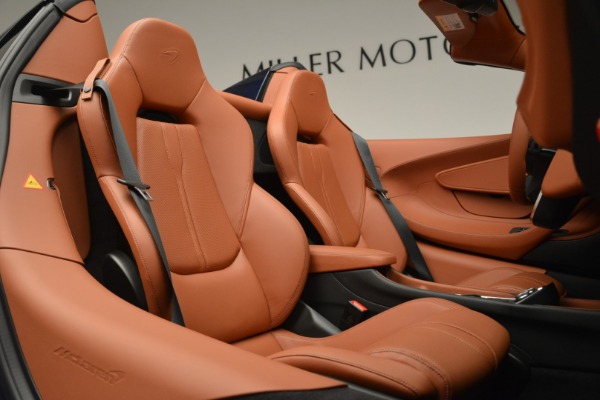 New 2019 McLaren 570S Spider Convertible for sale Sold at Alfa Romeo of Greenwich in Greenwich CT 06830 27