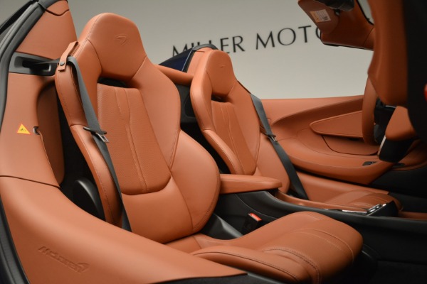 Used 2019 McLaren 570S Spider Convertible for sale Sold at Alfa Romeo of Greenwich in Greenwich CT 06830 27