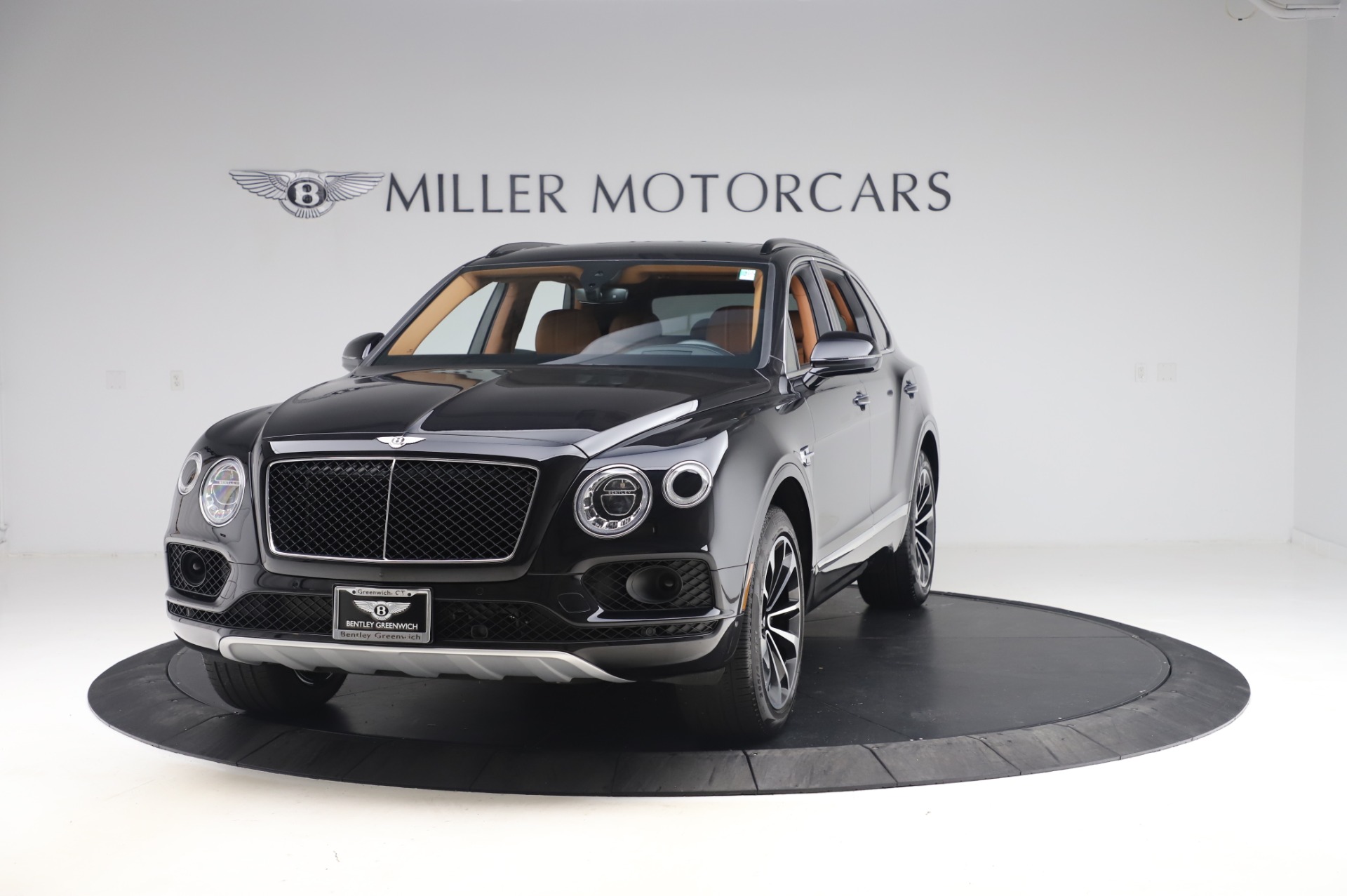 Used 2019 Bentley Bentayga V8 for sale Sold at Alfa Romeo of Greenwich in Greenwich CT 06830 1