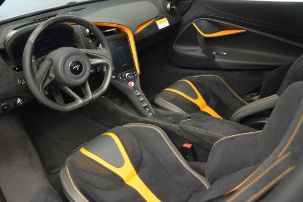 Used 2019 McLaren 720S Coupe for sale Sold at Alfa Romeo of Greenwich in Greenwich CT 06830 15