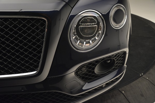 New 2019 Bentley Bentayga V8 for sale Sold at Alfa Romeo of Greenwich in Greenwich CT 06830 14