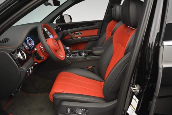 Used 2019 Bentley Bentayga V8 for sale $118,900 at Alfa Romeo of Greenwich in Greenwich CT 06830 17