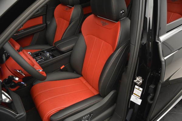 Used 2019 Bentley Bentayga V8 for sale $118,900 at Alfa Romeo of Greenwich in Greenwich CT 06830 18