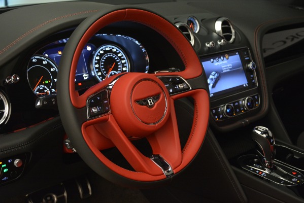 Used 2019 Bentley Bentayga V8 for sale $118,900 at Alfa Romeo of Greenwich in Greenwich CT 06830 20
