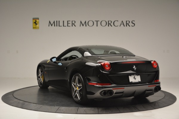 Used 2017 Ferrari California T Handling Speciale for sale Sold at Alfa Romeo of Greenwich in Greenwich CT 06830 17
