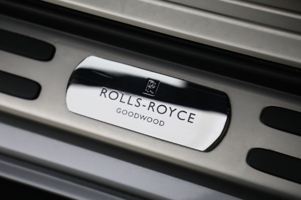Used 2019 Rolls-Royce Wraith for sale $215,900 at Alfa Romeo of Greenwich in Greenwich CT 06830 28