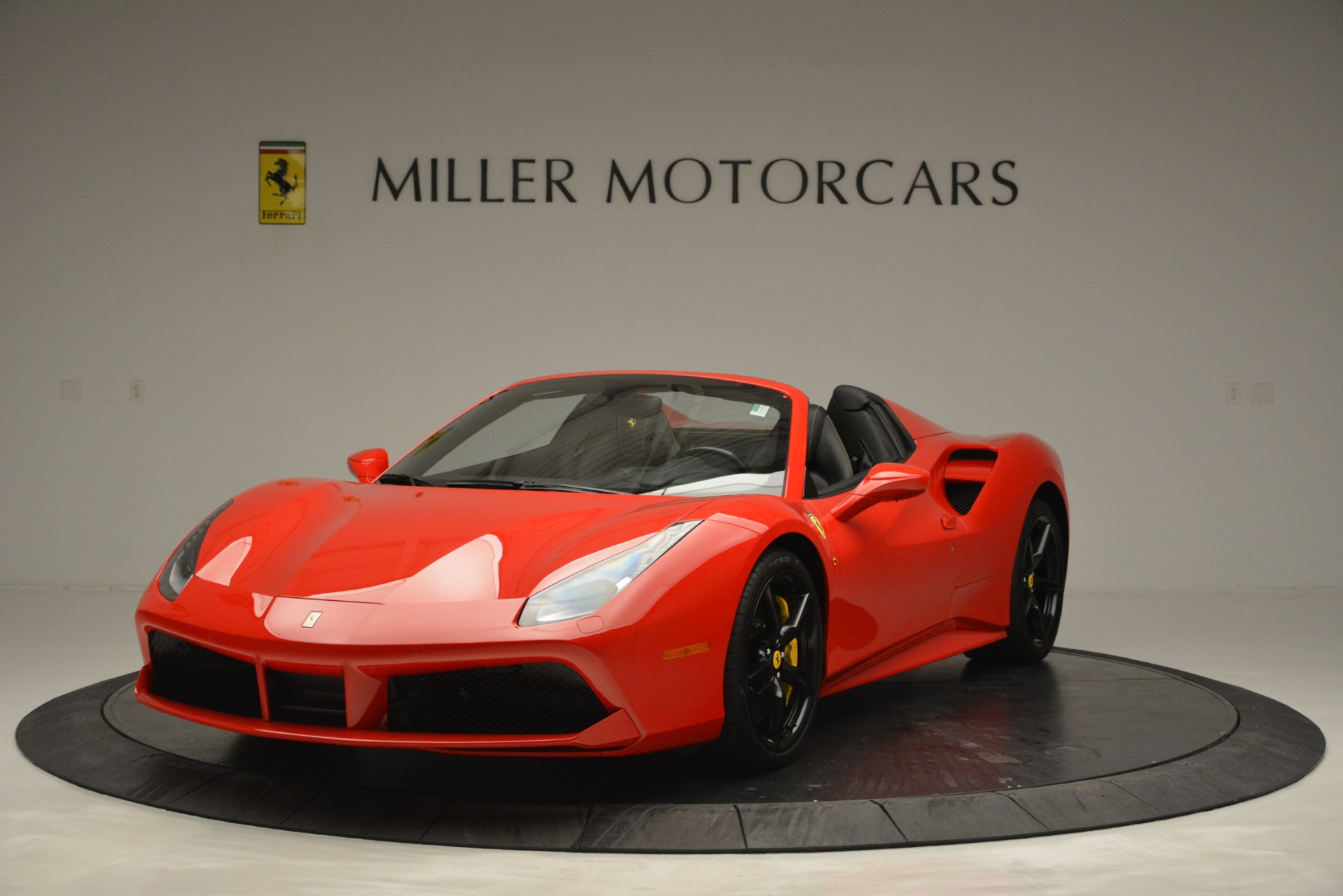 Used 2018 Ferrari 488 Spider for sale Sold at Alfa Romeo of Greenwich in Greenwich CT 06830 1