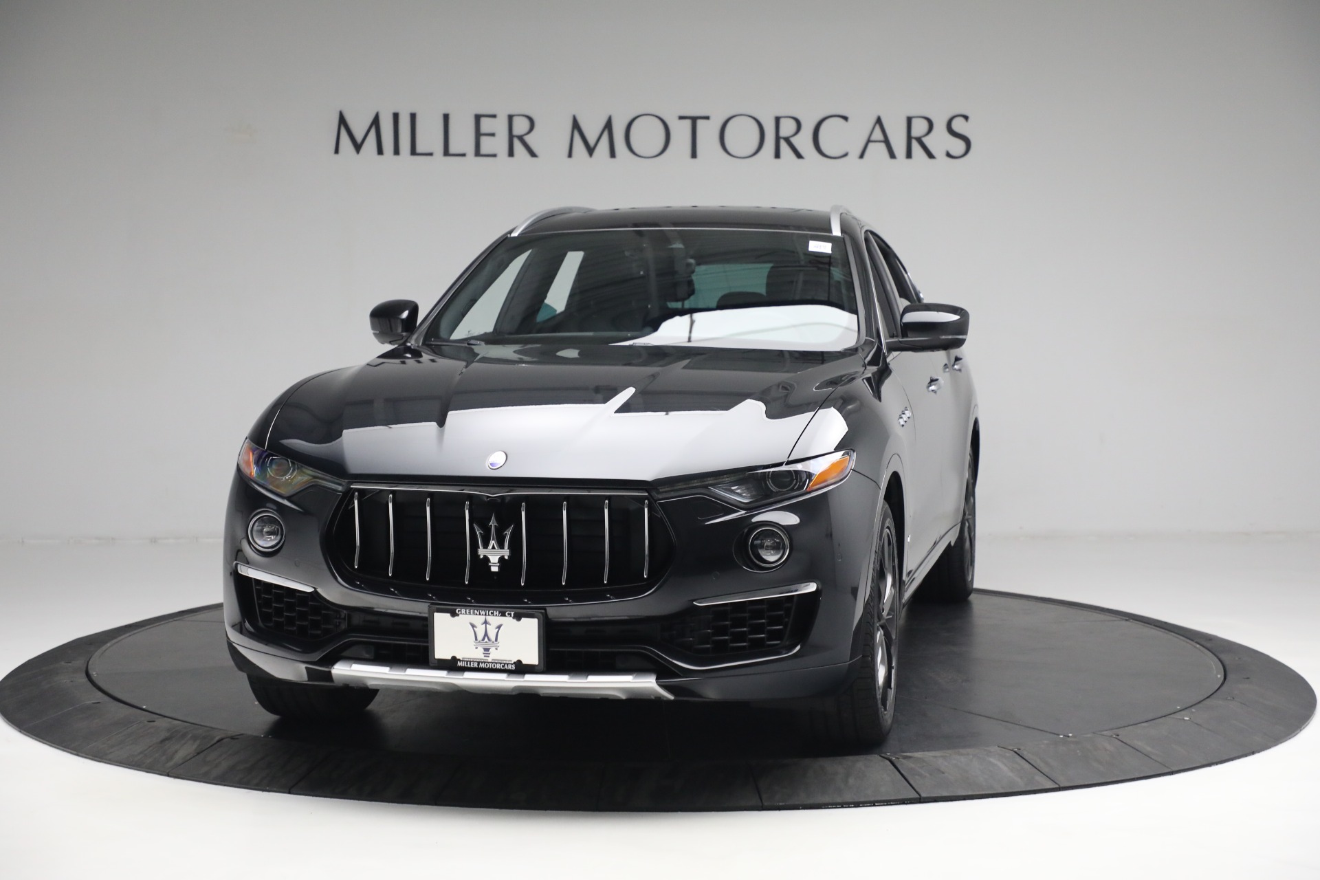 Used 2019 Maserati Levante Q4 GranLusso for sale Sold at Alfa Romeo of Greenwich in Greenwich CT 06830 1