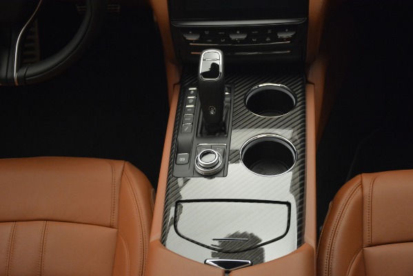 New 2019 Maserati Quattroporte S Q4 GranSport for sale $125,765 at Alfa Romeo of Greenwich in Greenwich CT 06830 16