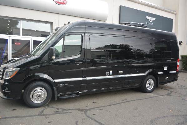 Used 2014 Mercedes-Benz Sprinter 3500 Airstream Lounge Extended for sale Sold at Alfa Romeo of Greenwich in Greenwich CT 06830 2