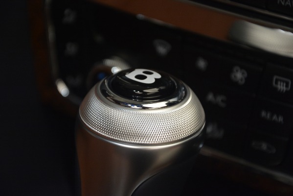 New 2018 Bentley Flying Spur V8 for sale Sold at Alfa Romeo of Greenwich in Greenwich CT 06830 26