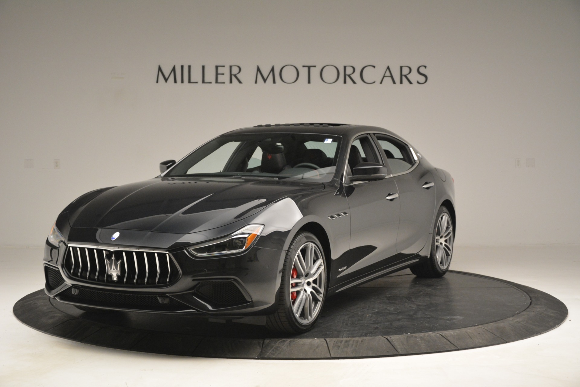 New 2019 Maserati Ghibli S Q4 GranSport for sale Sold at Alfa Romeo of Greenwich in Greenwich CT 06830 1