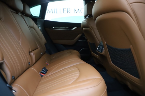 Used 2019 Maserati Levante Q4 GranLusso for sale Sold at Alfa Romeo of Greenwich in Greenwich CT 06830 27