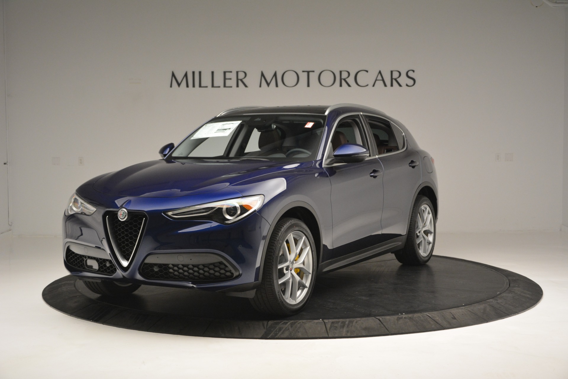 New 2018 Alfa Romeo Stelvio Ti Lusso Q4 for sale Sold at Alfa Romeo of Greenwich in Greenwich CT 06830 1