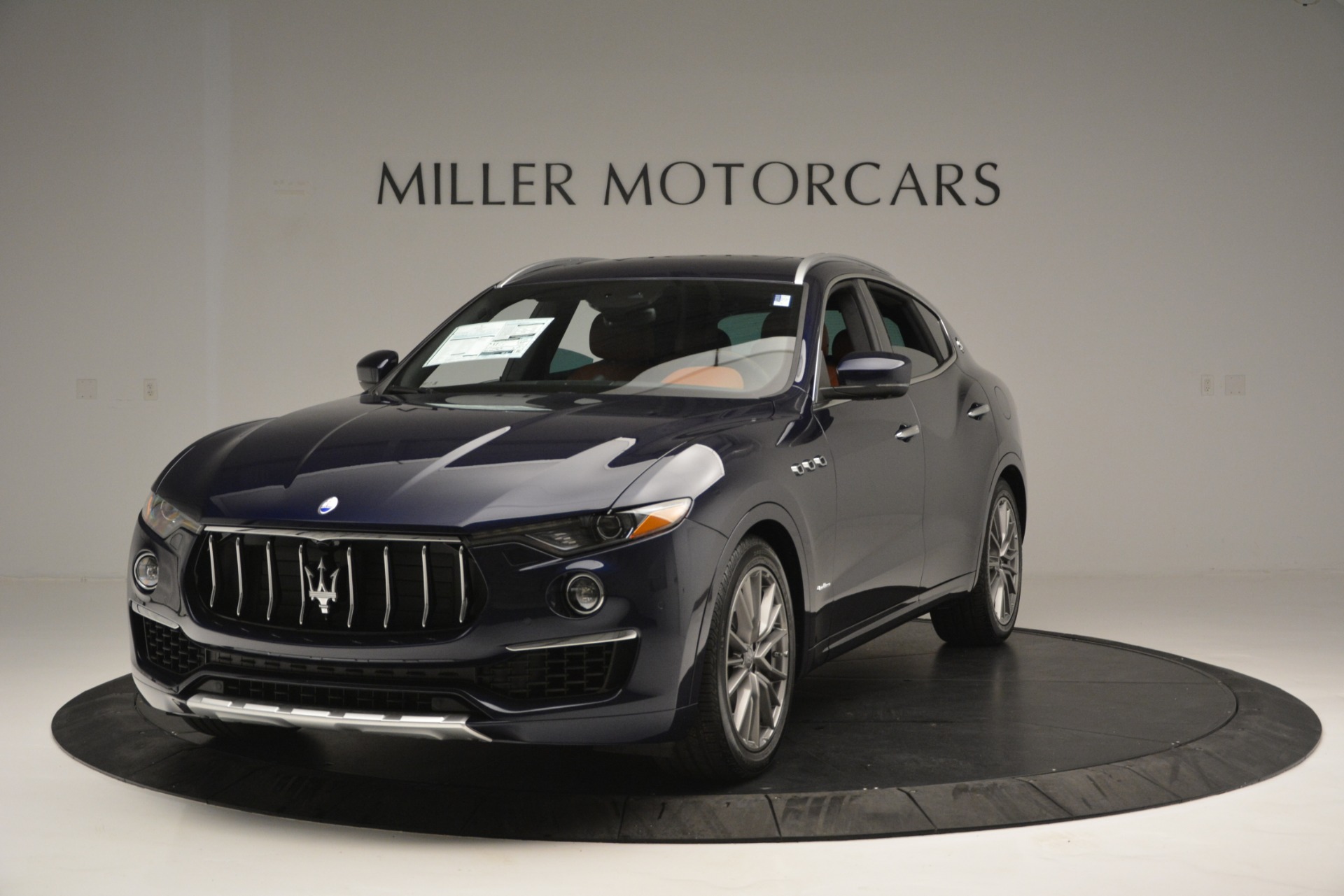 Used 2019 Maserati Levante Q4 GranLusso for sale Sold at Alfa Romeo of Greenwich in Greenwich CT 06830 1