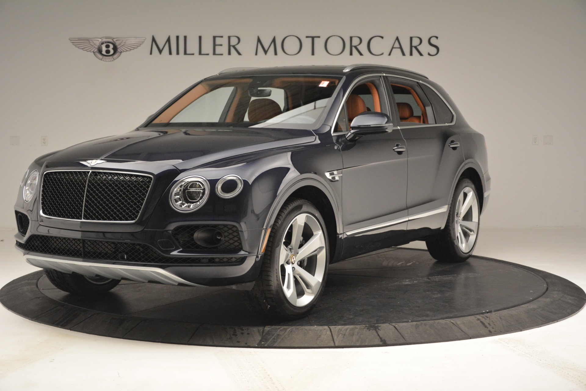 New 2019 Bentley Bentayga V8 for sale Sold at Alfa Romeo of Greenwich in Greenwich CT 06830 1