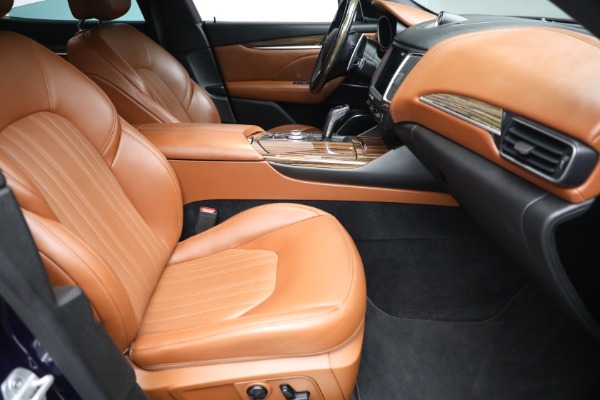 Used 2019 Maserati Levante Q4 GranLusso for sale Sold at Alfa Romeo of Greenwich in Greenwich CT 06830 22