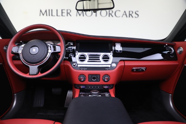 Used 2019 Rolls-Royce Dawn for sale $346,900 at Alfa Romeo of Greenwich in Greenwich CT 06830 4