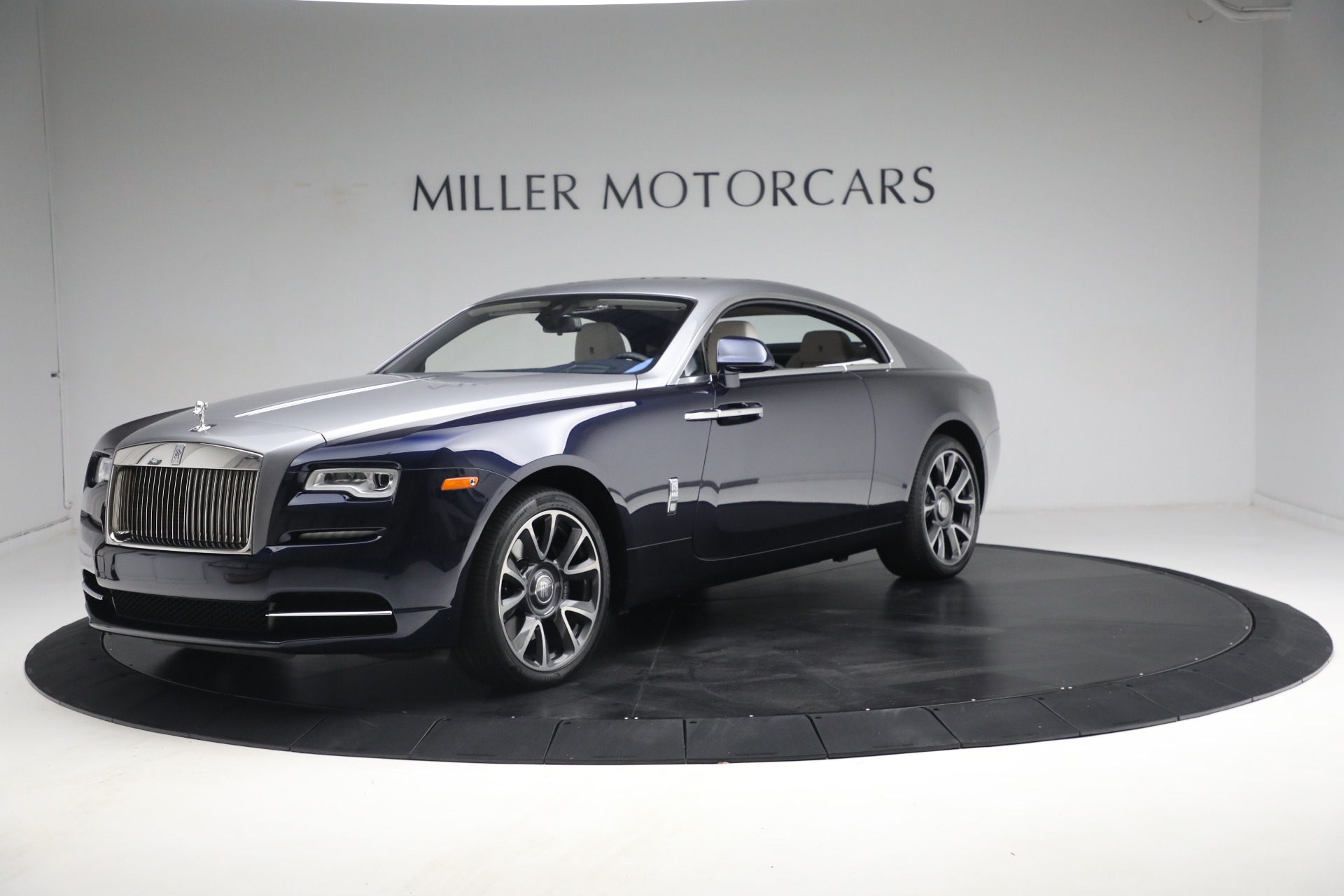 Used 2019 Rolls-Royce Wraith for sale $239,900 at Alfa Romeo of Greenwich in Greenwich CT 06830 1