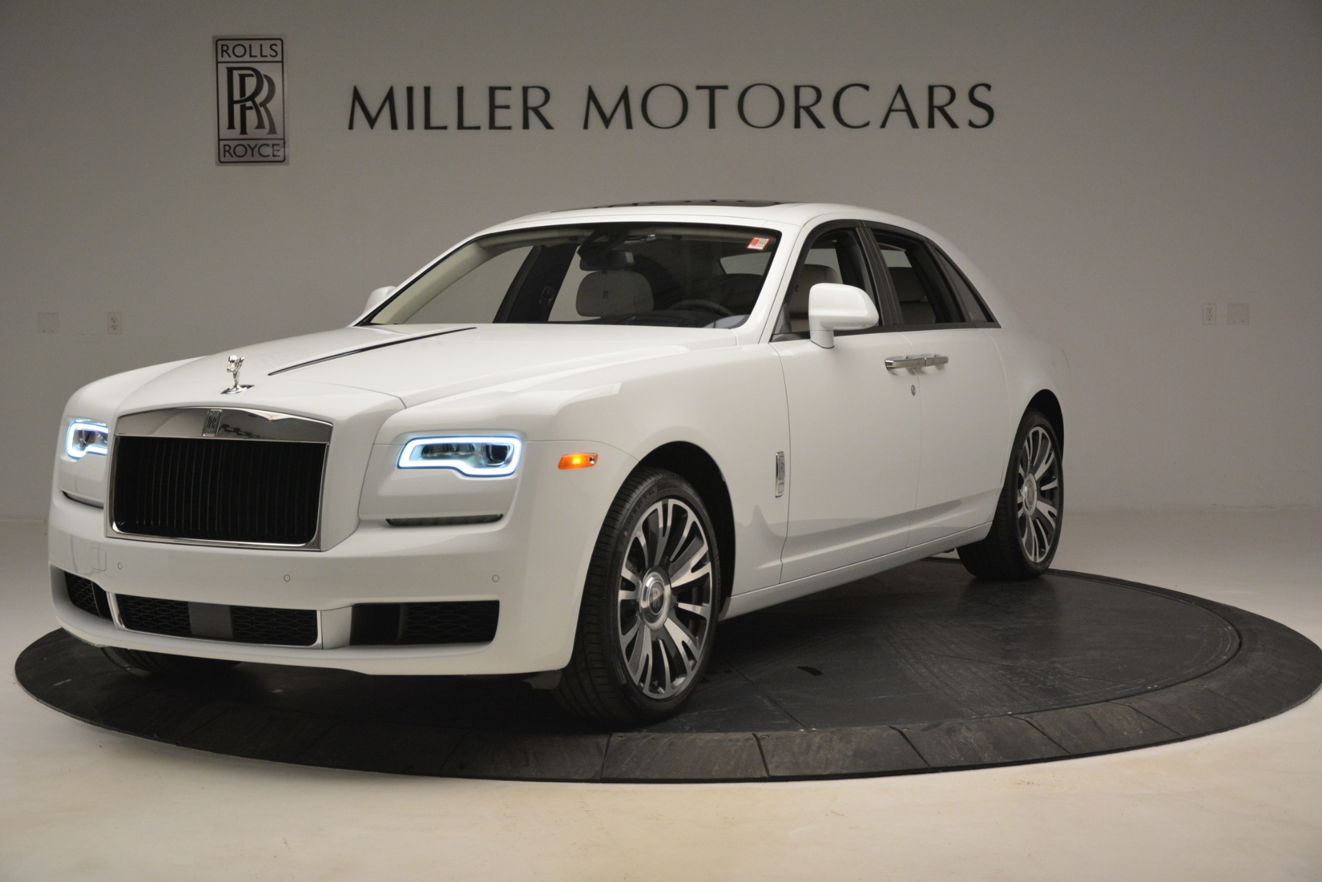 Used 2019 Rolls-Royce Ghost for sale Sold at Alfa Romeo of Greenwich in Greenwich CT 06830 1