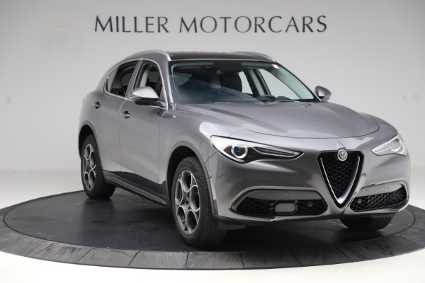 Used 2019 Alfa Romeo Stelvio Q4 for sale Sold at Alfa Romeo of Greenwich in Greenwich CT 06830 11