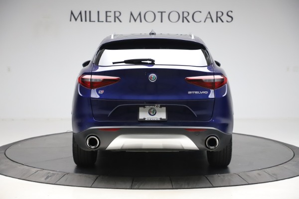 Used 2019 Alfa Romeo Stelvio Q4 for sale Sold at Alfa Romeo of Greenwich in Greenwich CT 06830 6