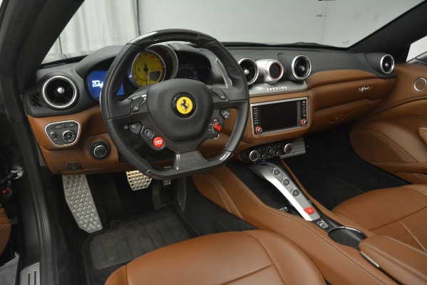 Used 2016 Ferrari California T Handling Speciale for sale Sold at Alfa Romeo of Greenwich in Greenwich CT 06830 25