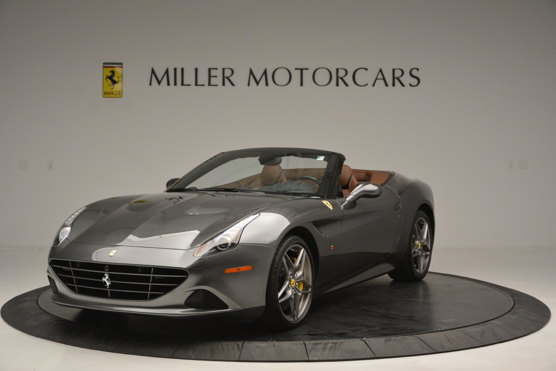 Used 2016 Ferrari California T Handling Speciale for sale Sold at Alfa Romeo of Greenwich in Greenwich CT 06830 1