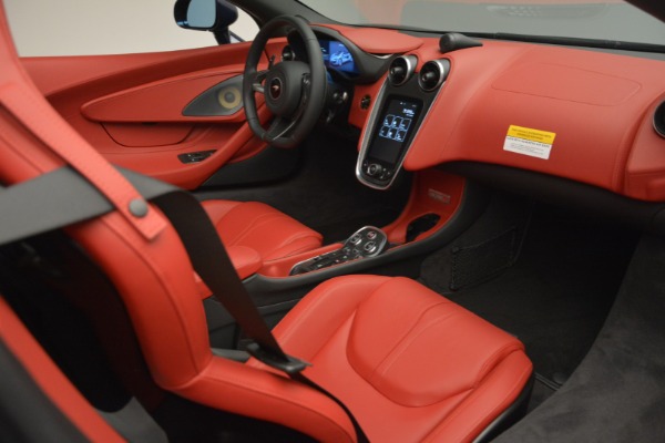 Used 2019 McLaren 570S Spider for sale $149,900 at Alfa Romeo of Greenwich in Greenwich CT 06830 26