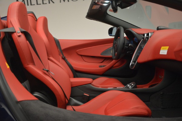 New 2019 McLaren 570S Spider Convertible for sale Sold at Alfa Romeo of Greenwich in Greenwich CT 06830 27