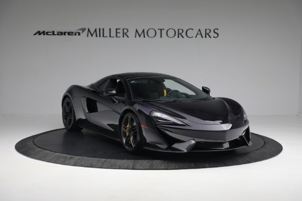 Used 2019 McLaren 570S Spider for sale Sold at Alfa Romeo of Greenwich in Greenwich CT 06830 22