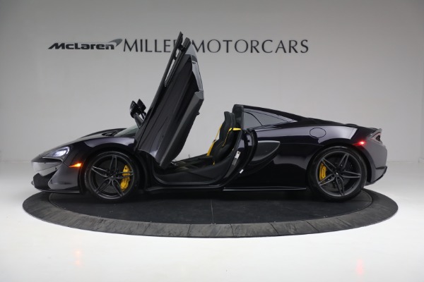 Used 2019 McLaren 570S Spider for sale Sold at Alfa Romeo of Greenwich in Greenwich CT 06830 25