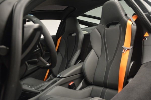 Used 2019 McLaren 720S for sale Sold at Alfa Romeo of Greenwich in Greenwich CT 06830 20