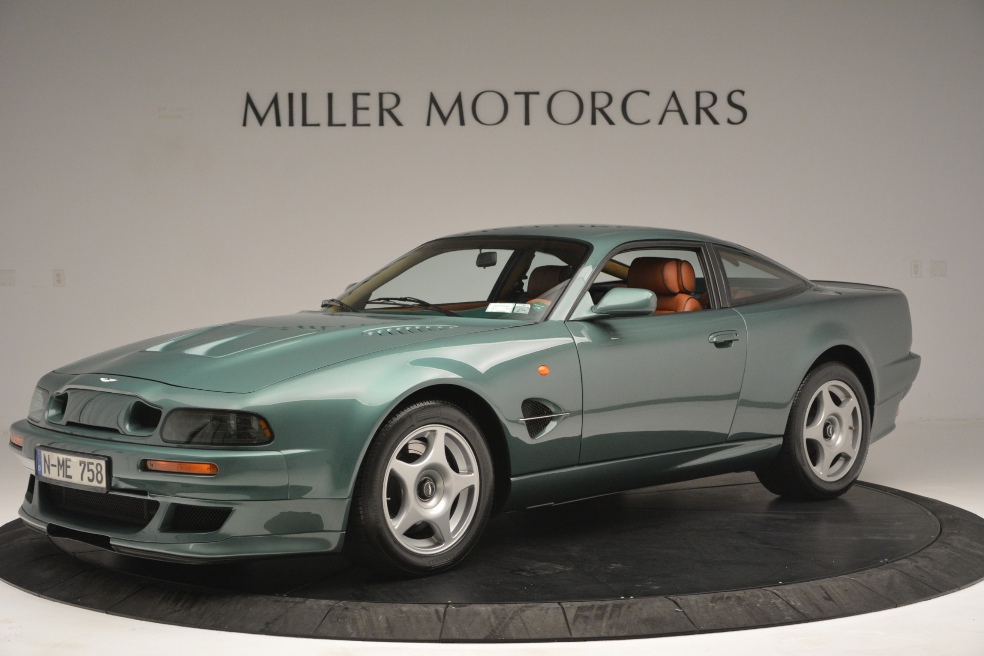 Used 1999 Aston Martin V8 Vantage LeMans V600 for sale Sold at Alfa Romeo of Greenwich in Greenwich CT 06830 1