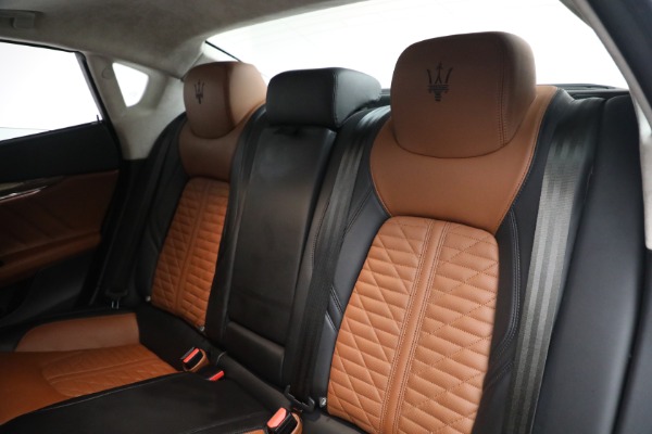 Used 2019 Maserati Quattroporte S Q4 GranLusso Edizione Nobile for sale Sold at Alfa Romeo of Greenwich in Greenwich CT 06830 17