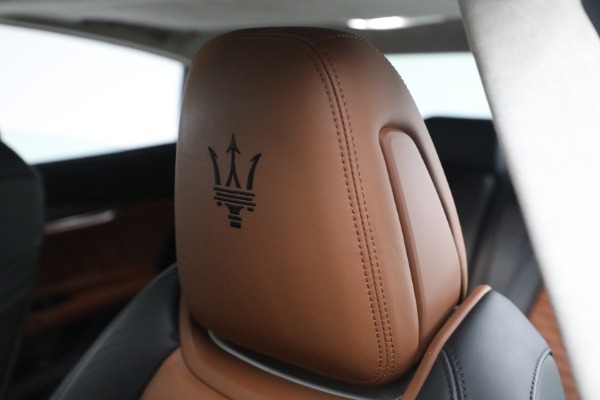 Used 2019 Maserati Quattroporte S Q4 GranLusso Edizione Nobile for sale Sold at Alfa Romeo of Greenwich in Greenwich CT 06830 26