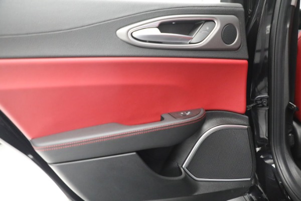 Used 2019 Alfa Romeo Giulia Ti Sport Q4 for sale Sold at Alfa Romeo of Greenwich in Greenwich CT 06830 23