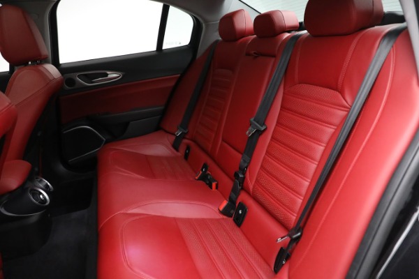 Used 2019 Alfa Romeo Giulia Ti Sport Q4 for sale Sold at Alfa Romeo of Greenwich in Greenwich CT 06830 24