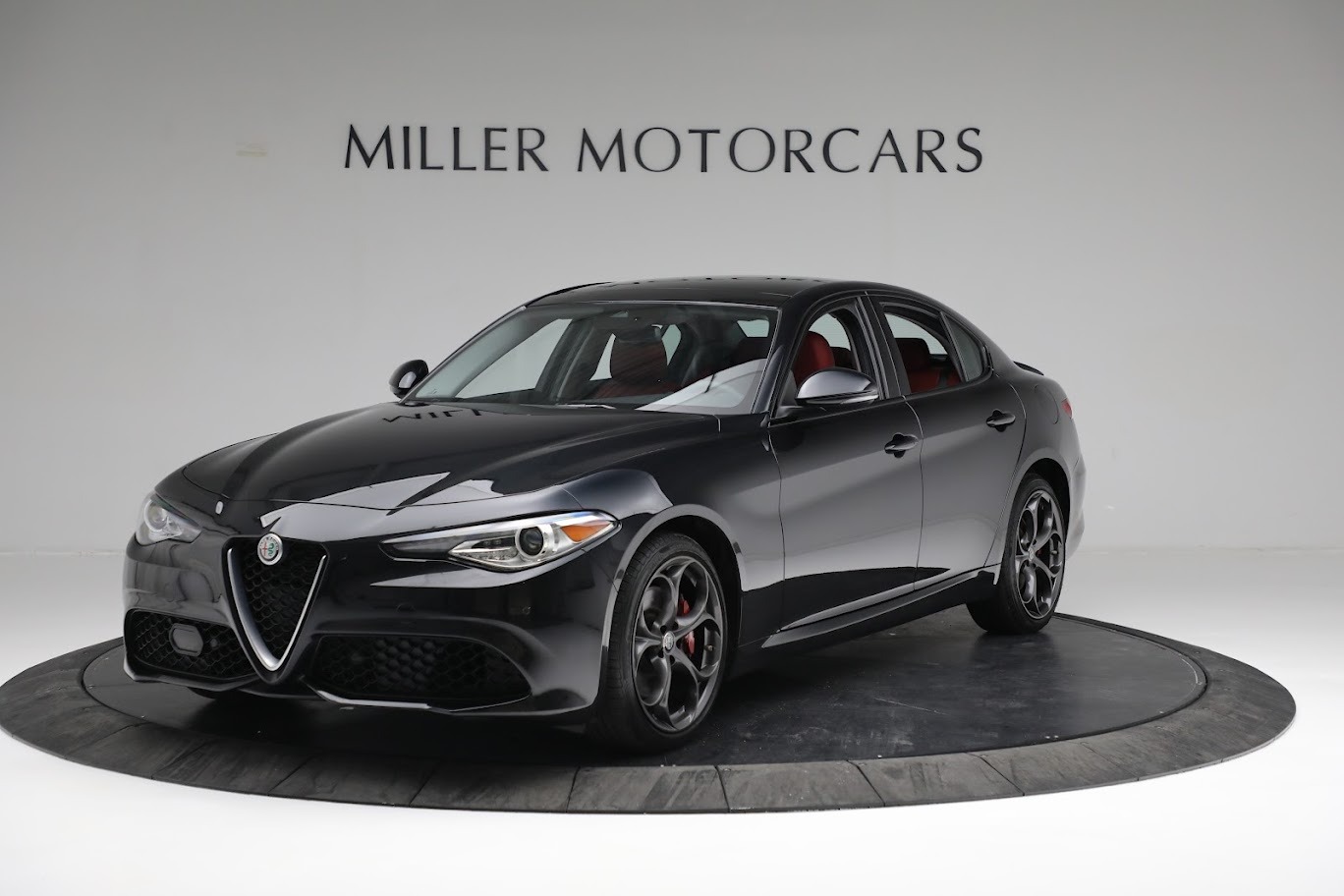 Used 2019 Alfa Romeo Giulia Ti Sport Q4 for sale Sold at Alfa Romeo of Greenwich in Greenwich CT 06830 1