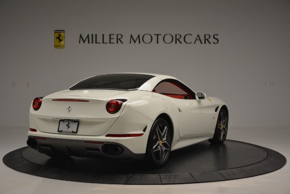 Used 2017 Ferrari California T Handling Speciale for sale Sold at Alfa Romeo of Greenwich in Greenwich CT 06830 19